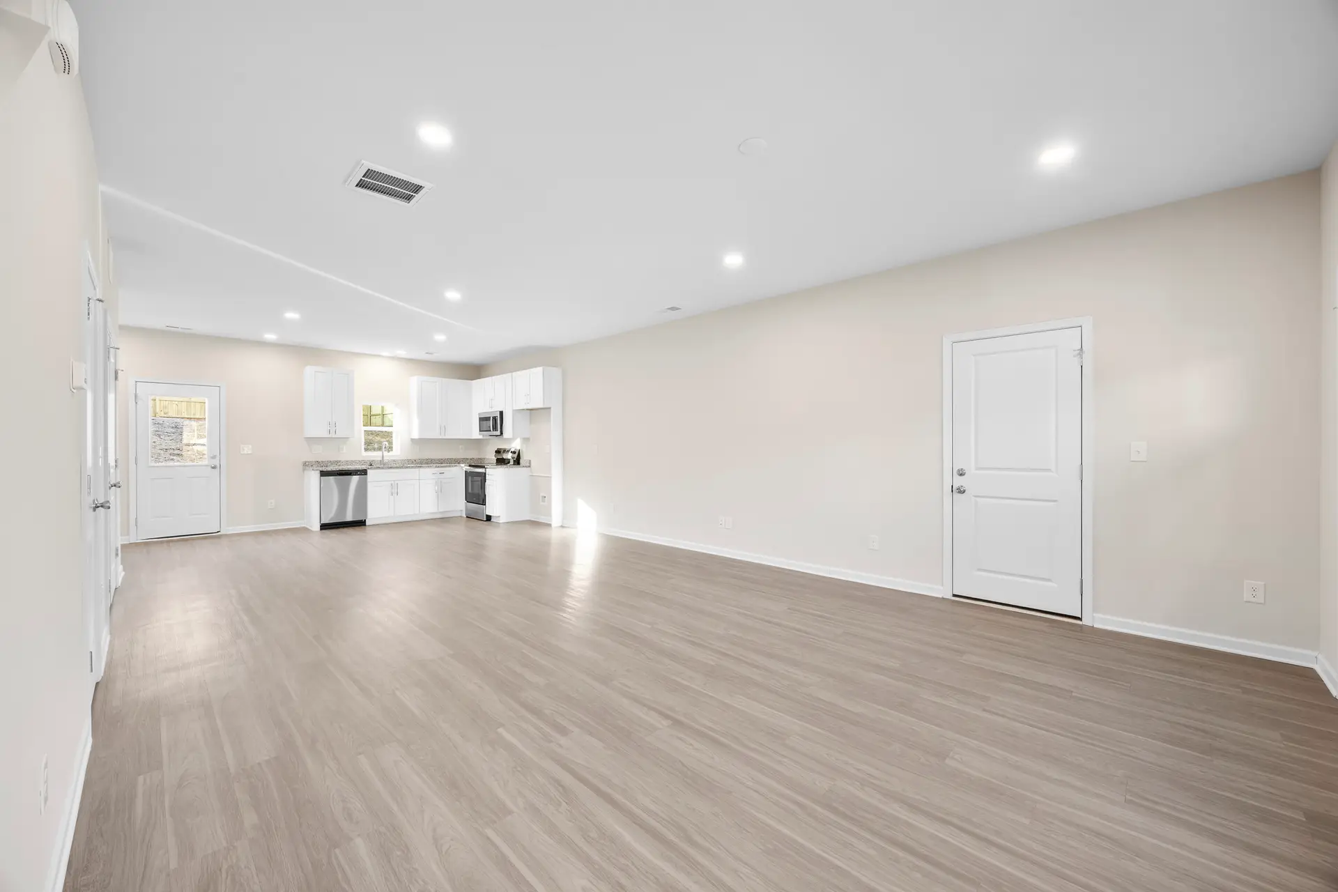 907 W Georgia Ave open floor plan