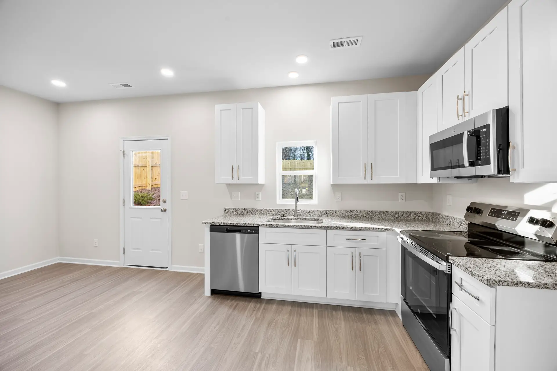 907 W Georgia Ave kitchen