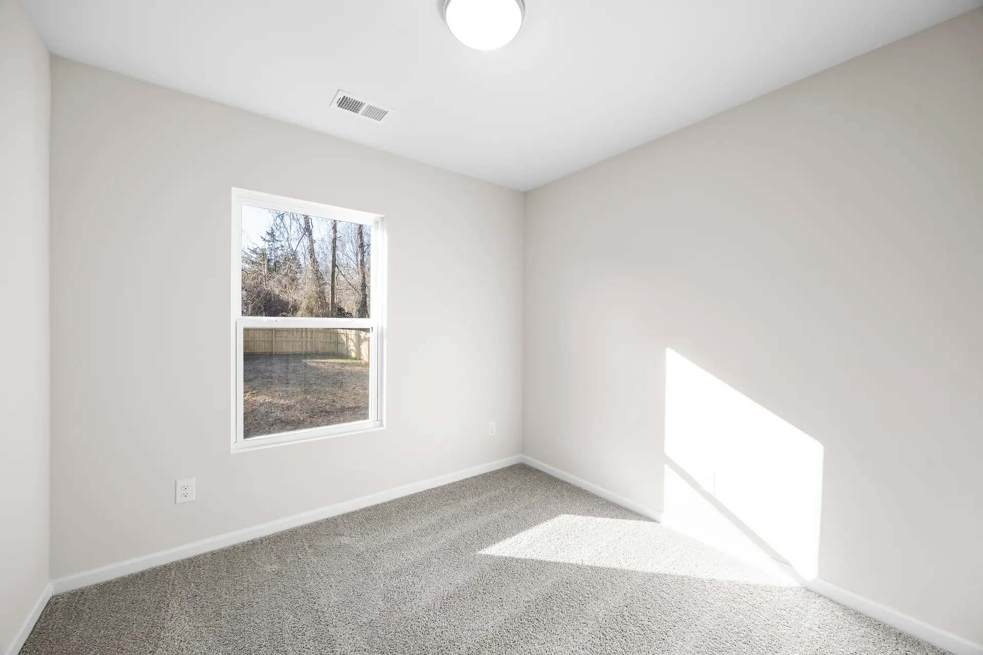 907 W Georgia Ave bedroom