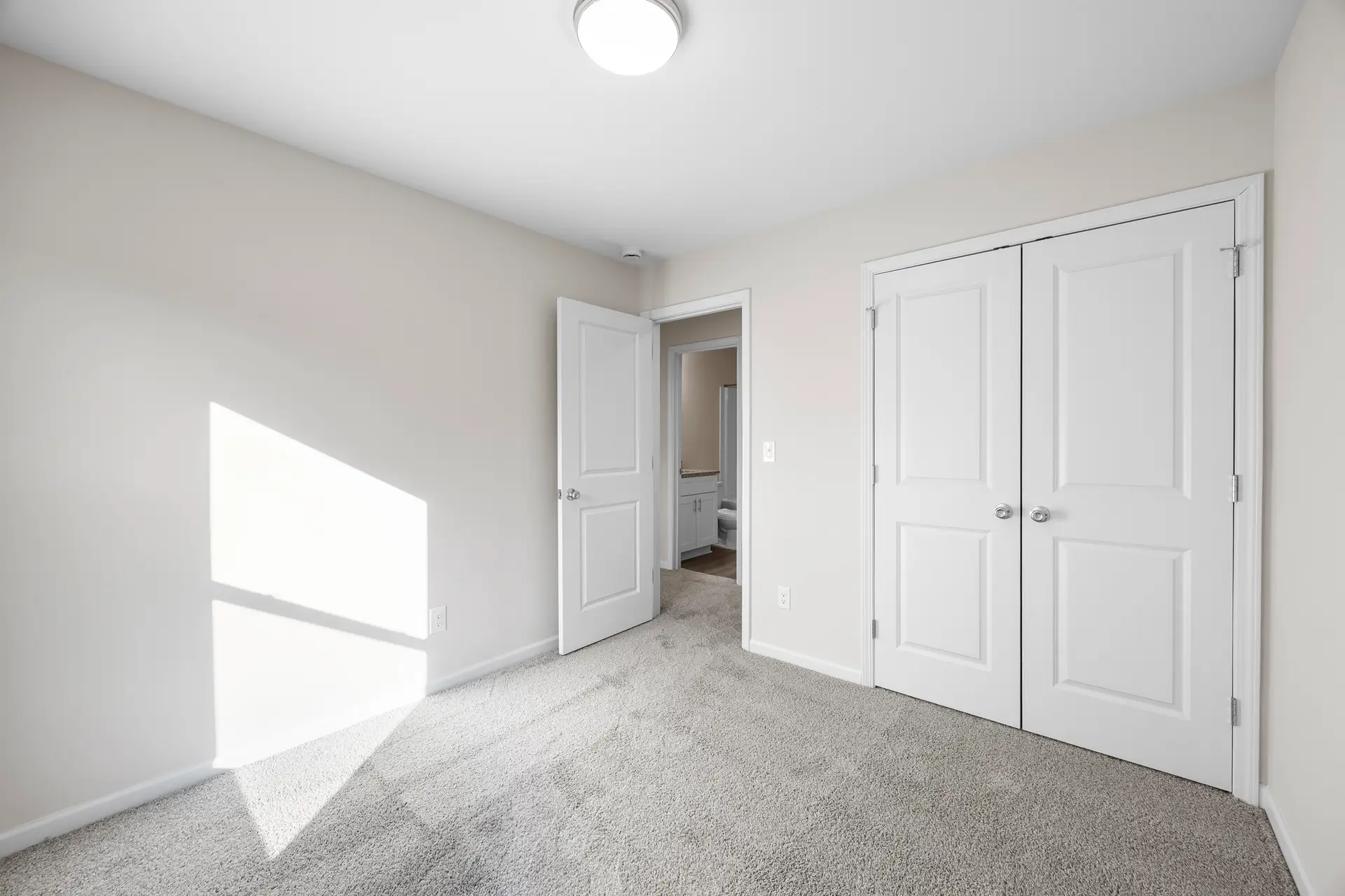 907 W Georgia Ave bedroom