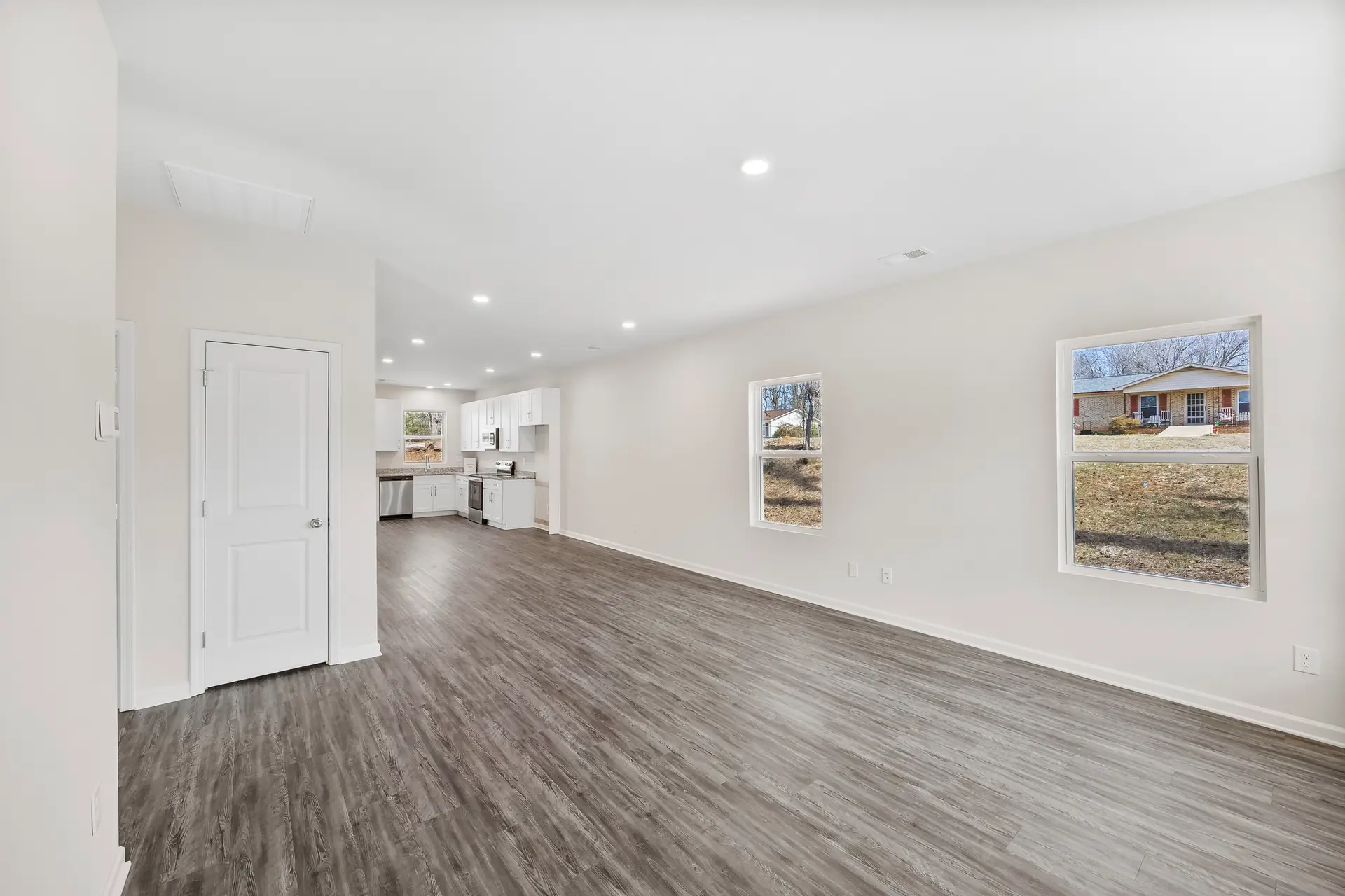 398 Brice St open floor plan