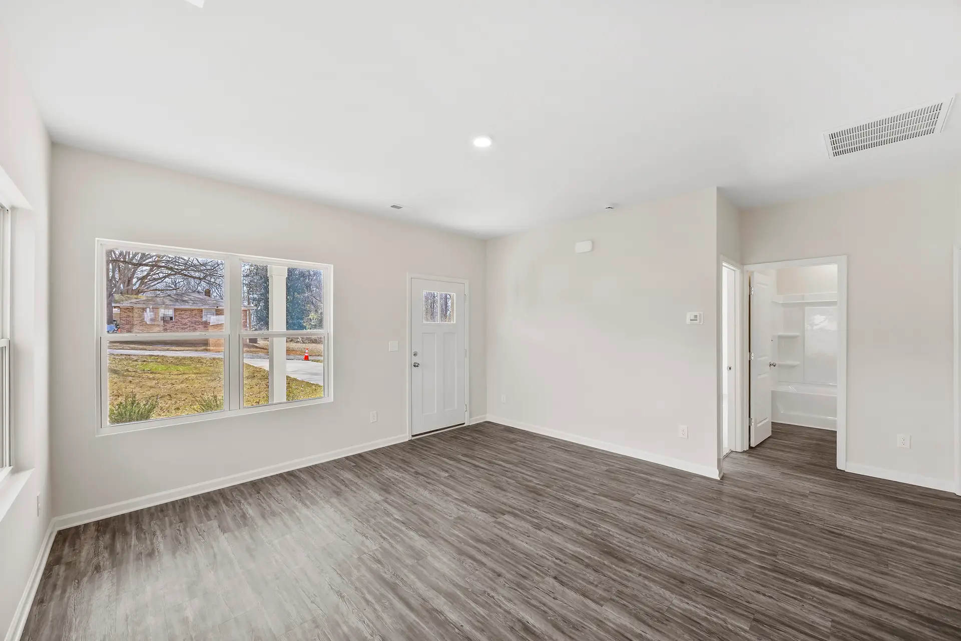 398 Brice St living room