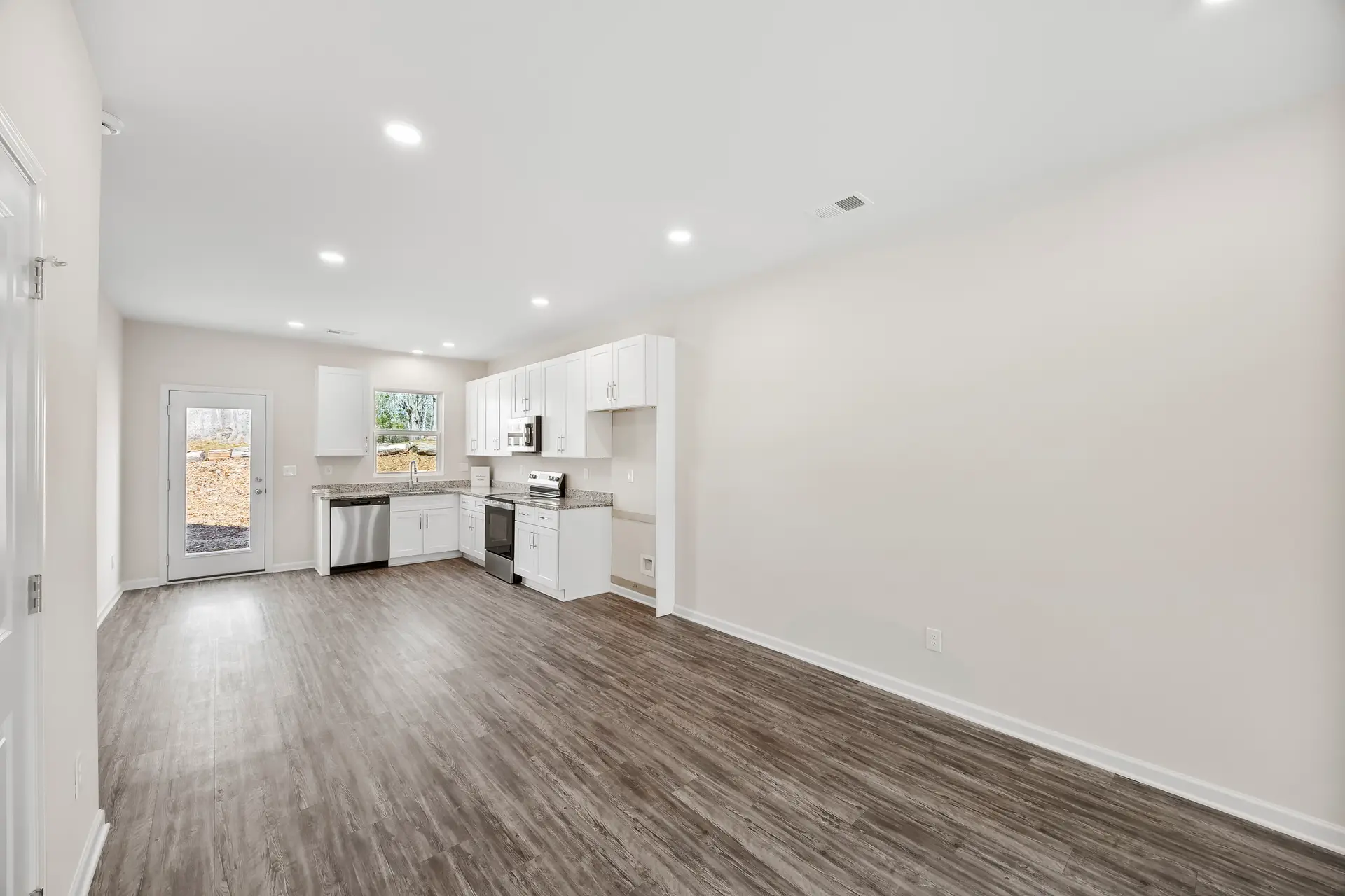398 Brice St open floor plan