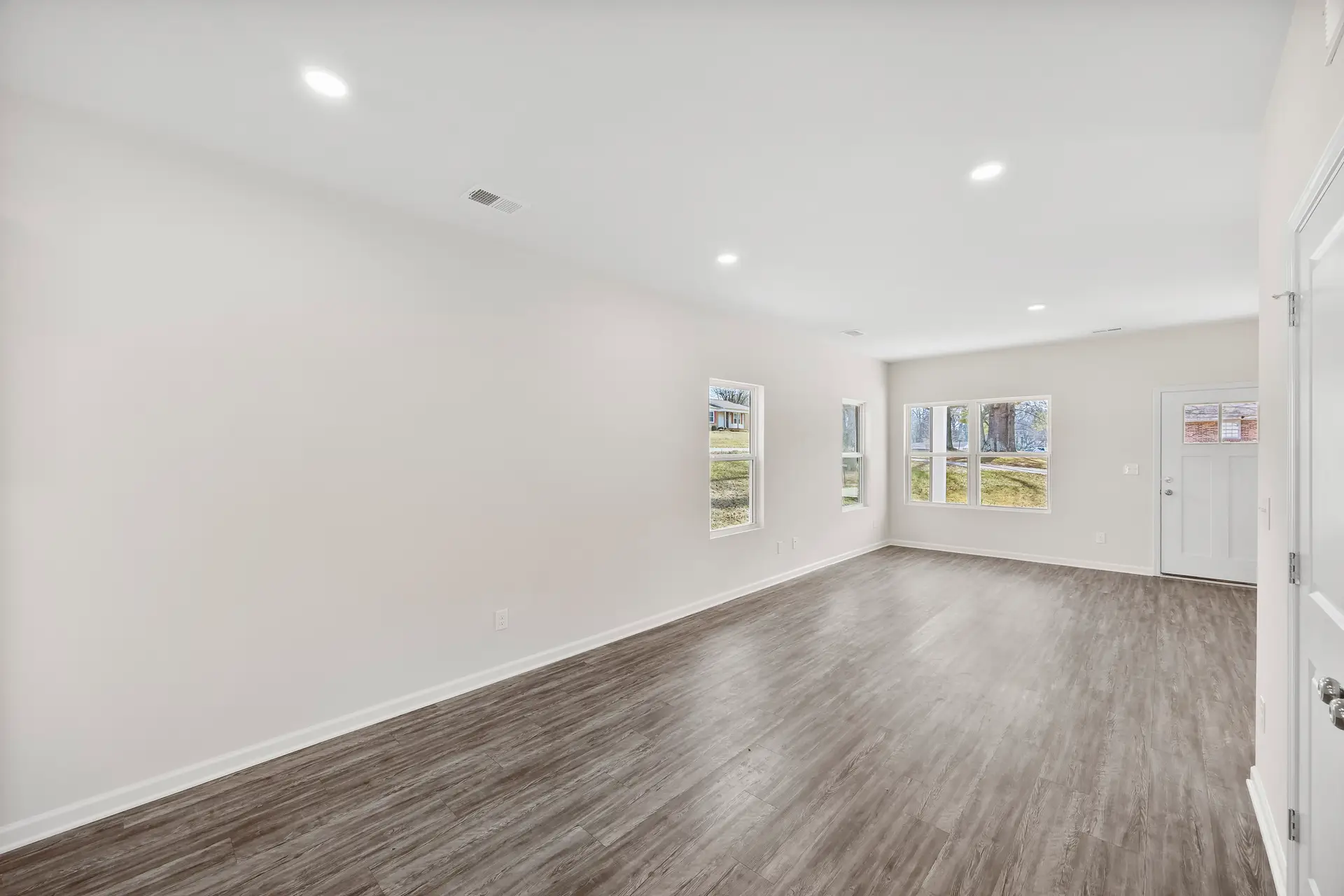 398 Brice St open floor plan