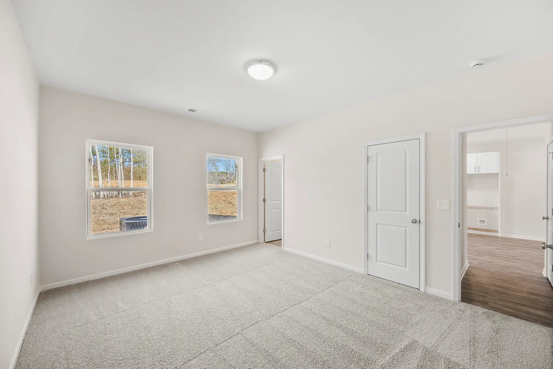 398 Brice St master bedroom