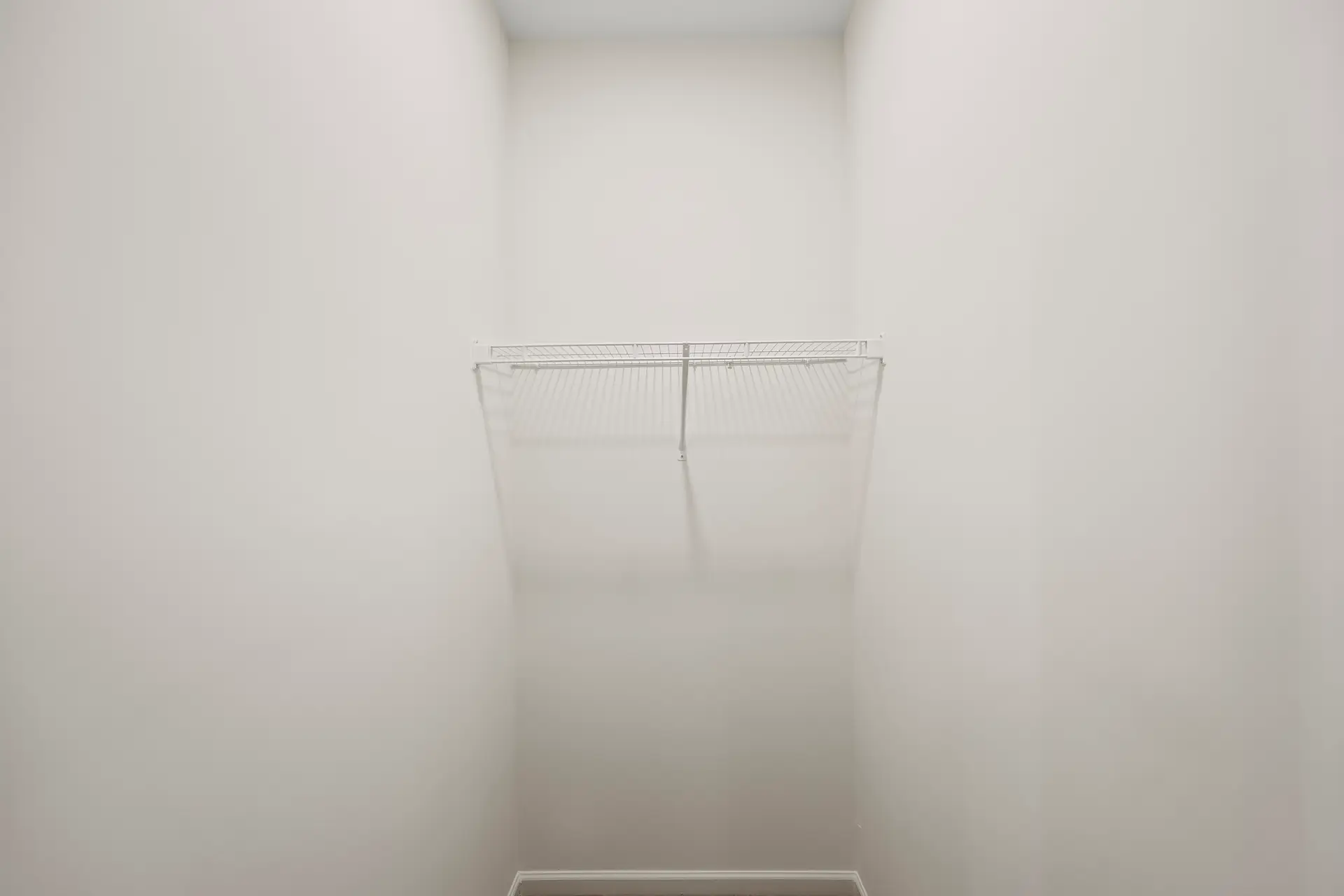 398 Brice St closet