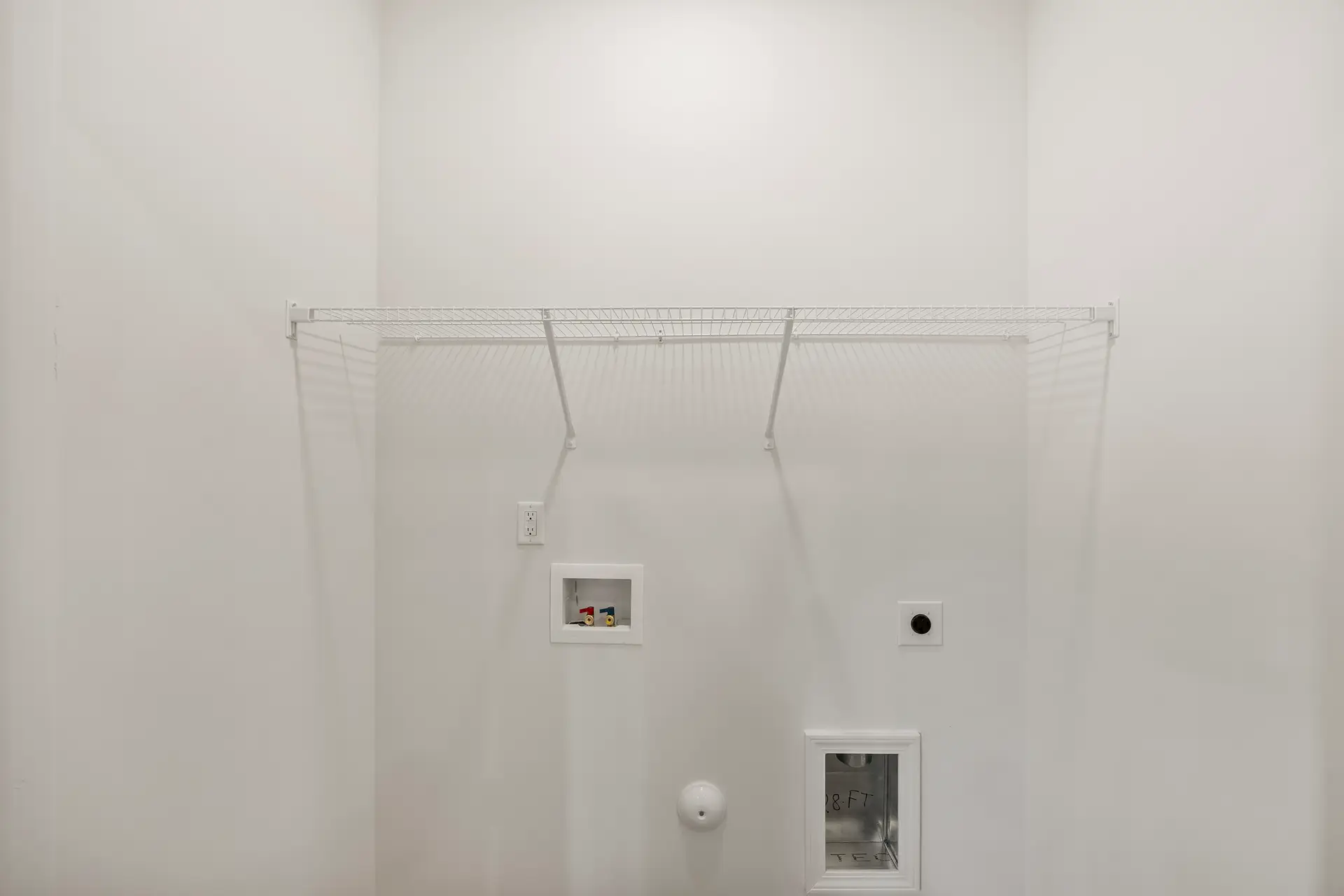 398 Brice St laundry