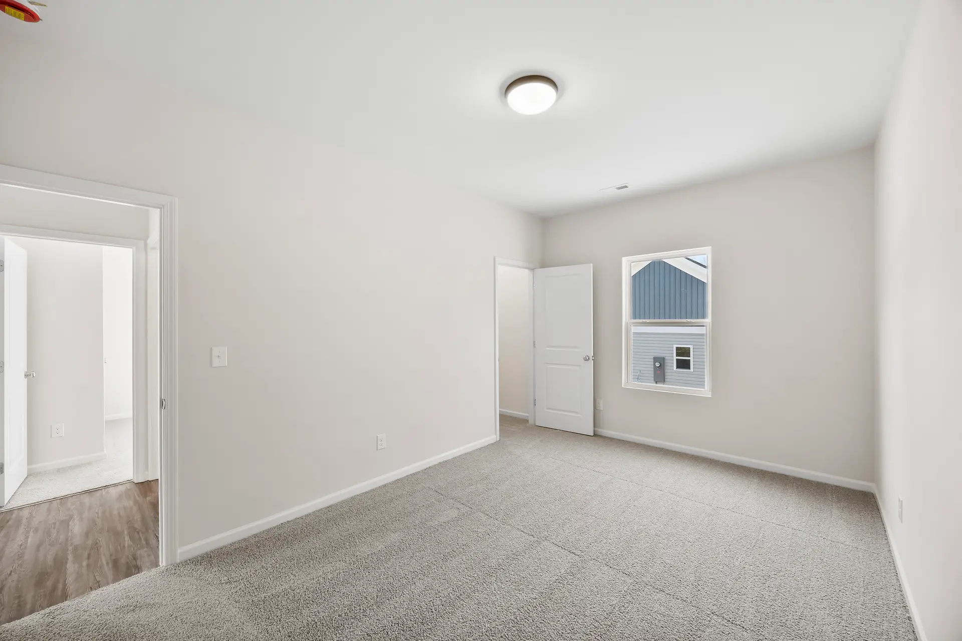 398 Brice St bedroom