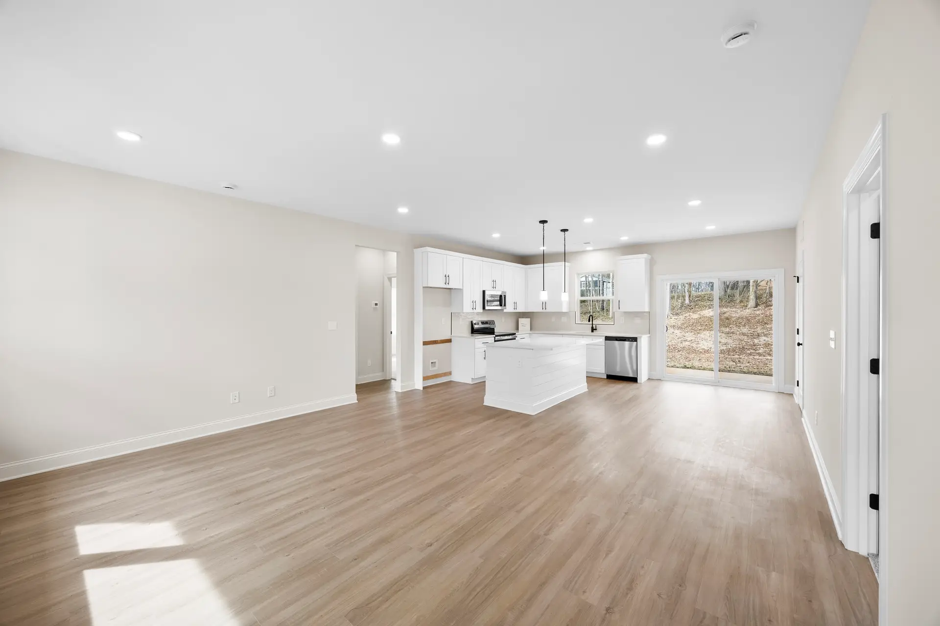 400 Brice St open concept
