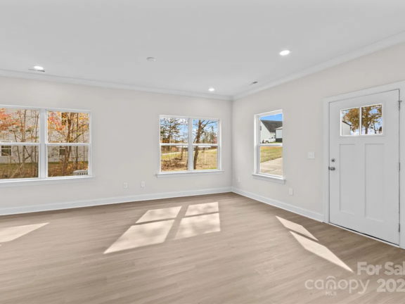 109 Titleist living area