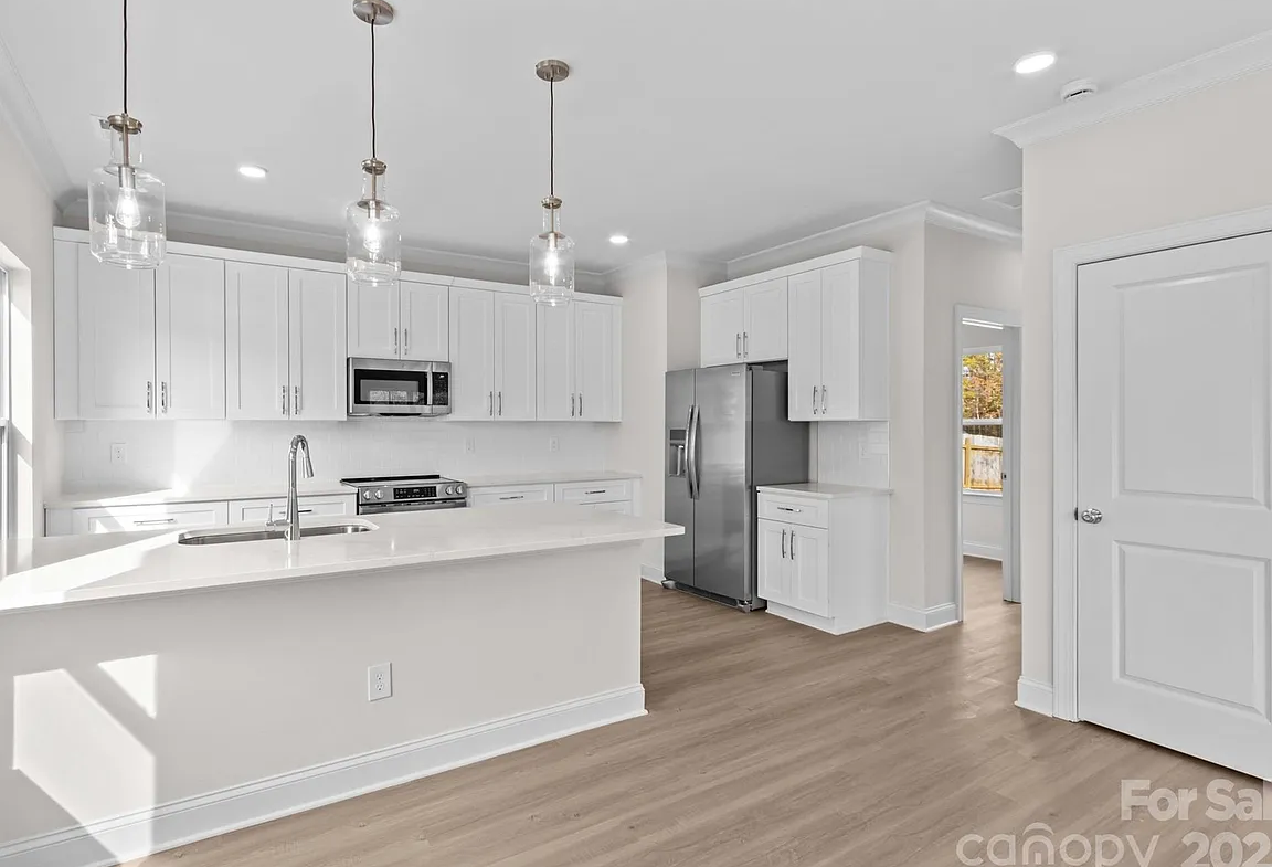 109 Titleist kitchen