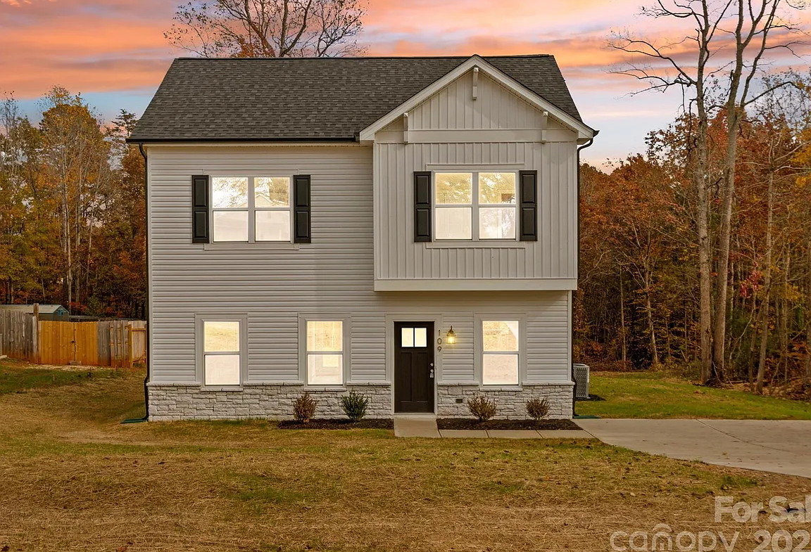 109 Titleist Front of home