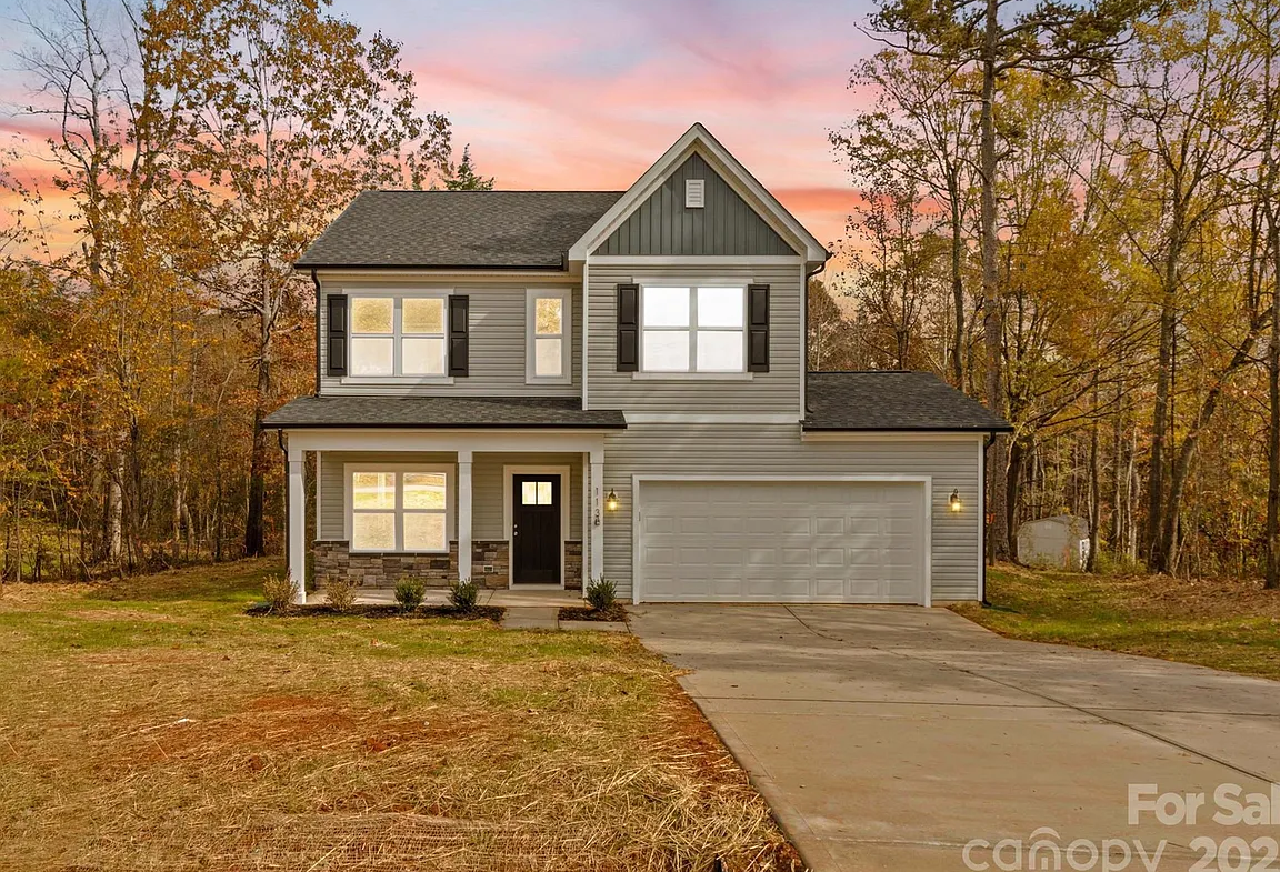 113 Titleist Exterior from the front