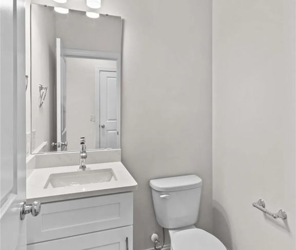 113 Titleist Dr powder room