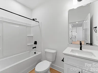 220 Nancy Dr bathroom 2