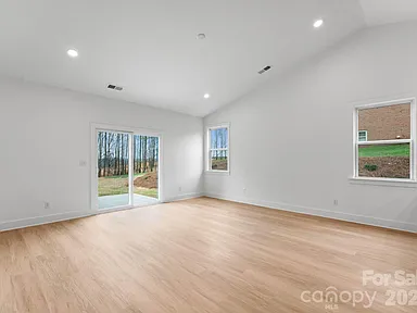 220 Nancy Dr living area