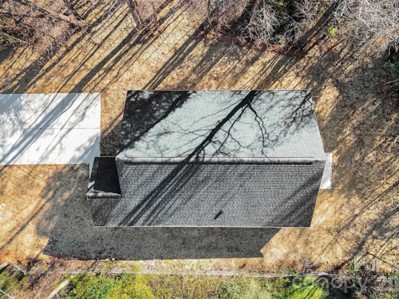 514 2nd St E from above