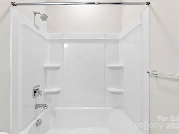 603 Meadow St bathroom