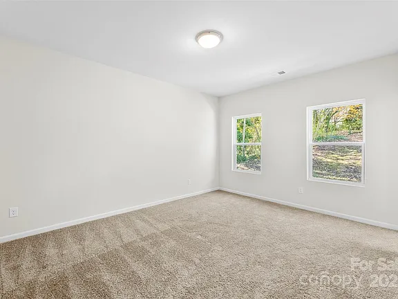 603 Meadow St bedroom