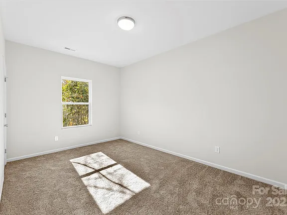 603 Meadow St bedroom