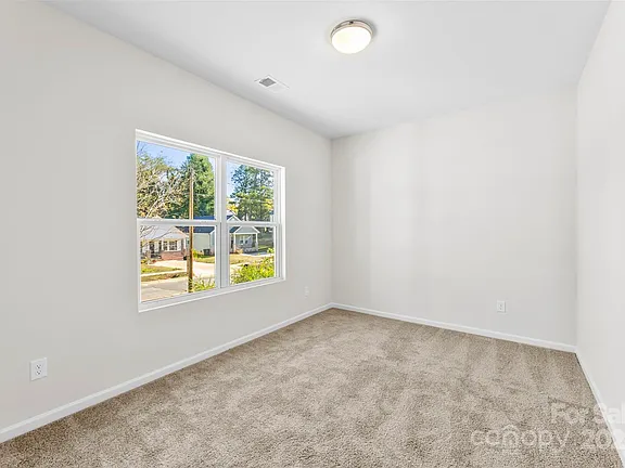 603 Meadow St bedroom