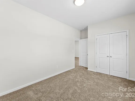 603 Meadow St bedroom