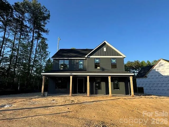 135 Parkdale Dr front exterior