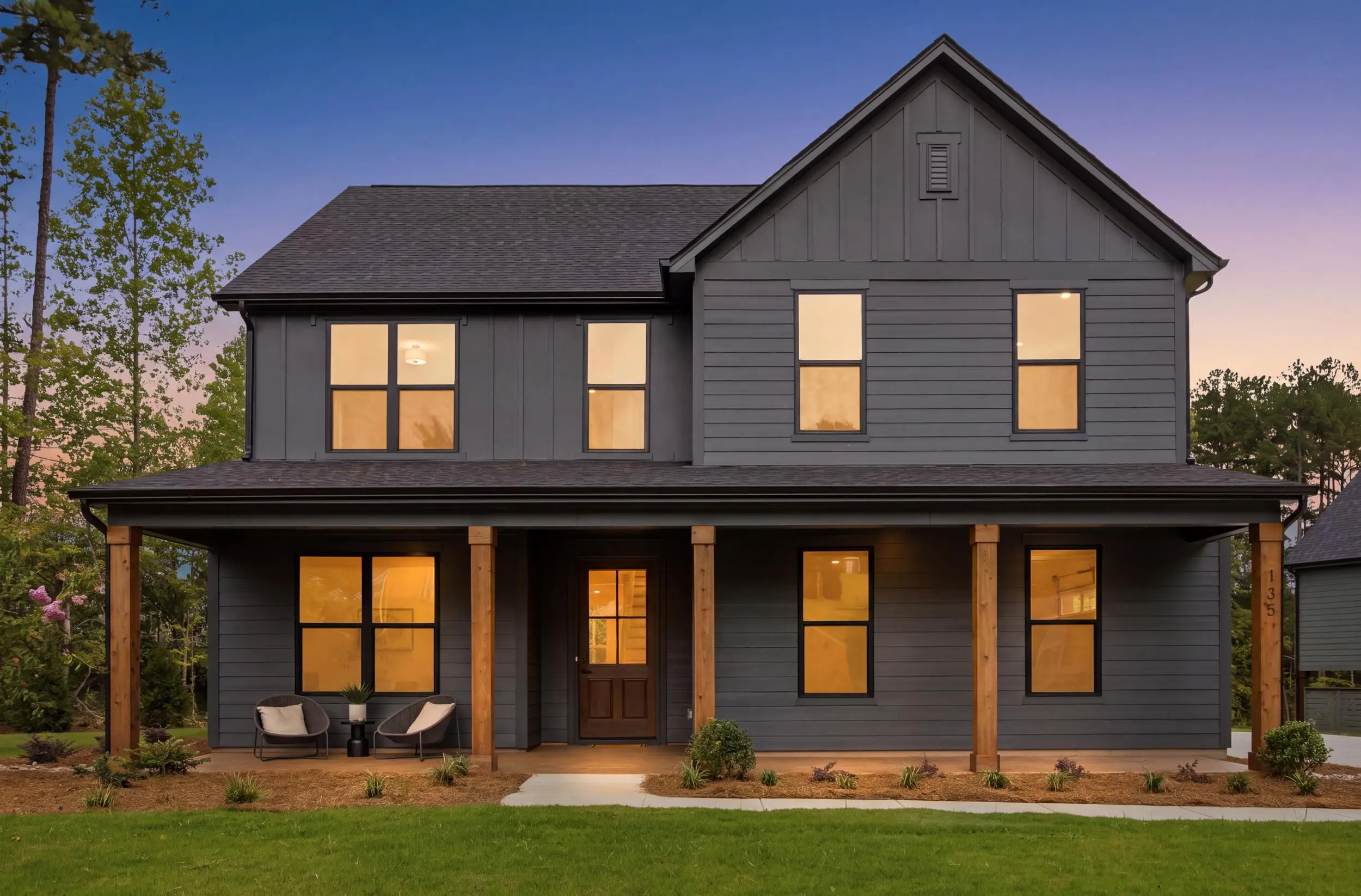 135 Parkdale Dr exterior