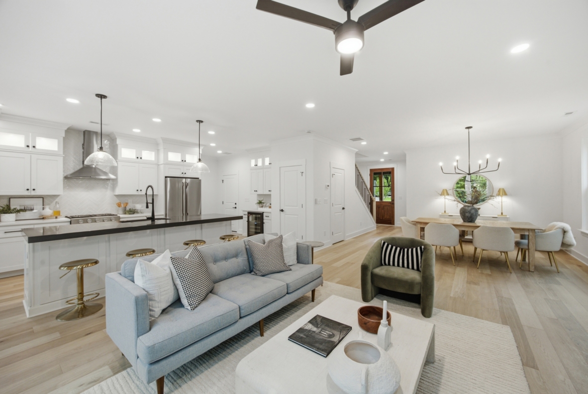 135 Parkdale Dr open floor plan