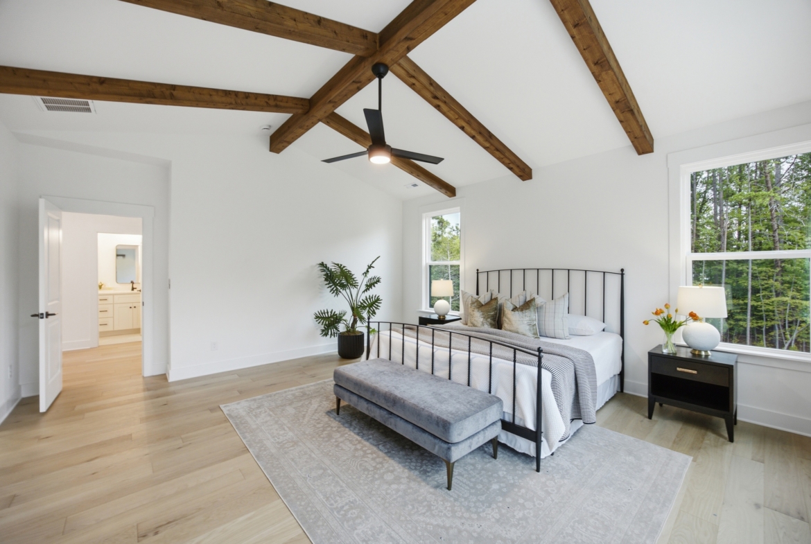 135 Parkdale Dr bedroom with vaulted ceilings