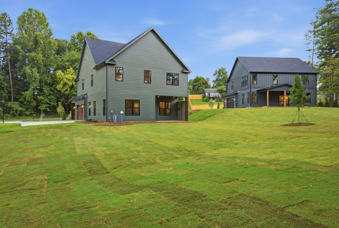 205 Parkdale Dr exterior