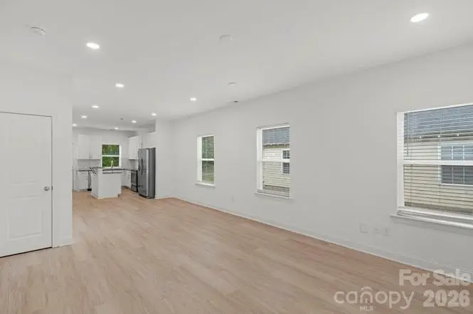 211 Baker open floor plan
