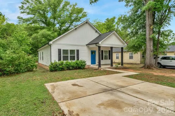 211 Baker driveway